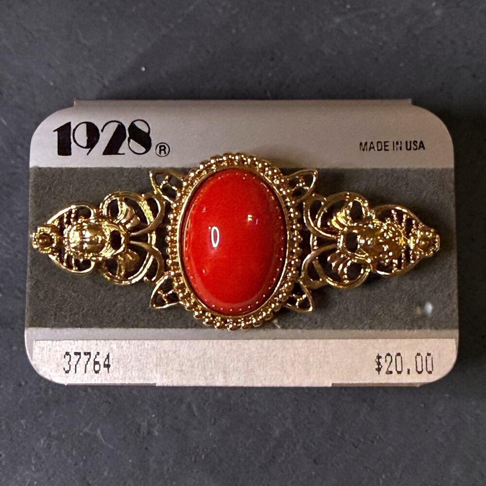 NOS 1928 Brand Brooch Womens Gold Tone Red Cabochon Filigree